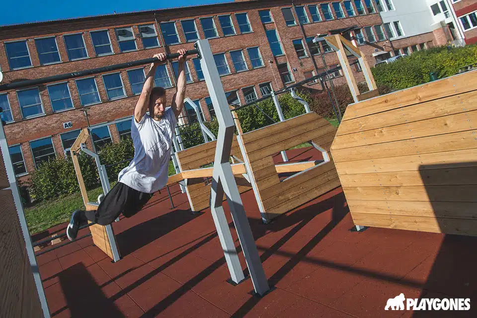 traceur sur un module de parkour Playgones