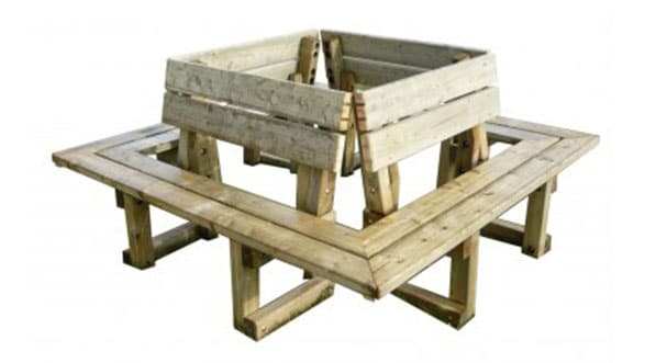 Playgones, vente de mobilier bois pour les communes et collectivites en France.