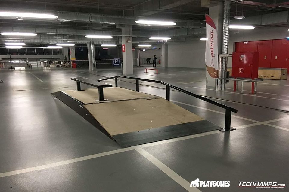 Rampes de skatepark en bois