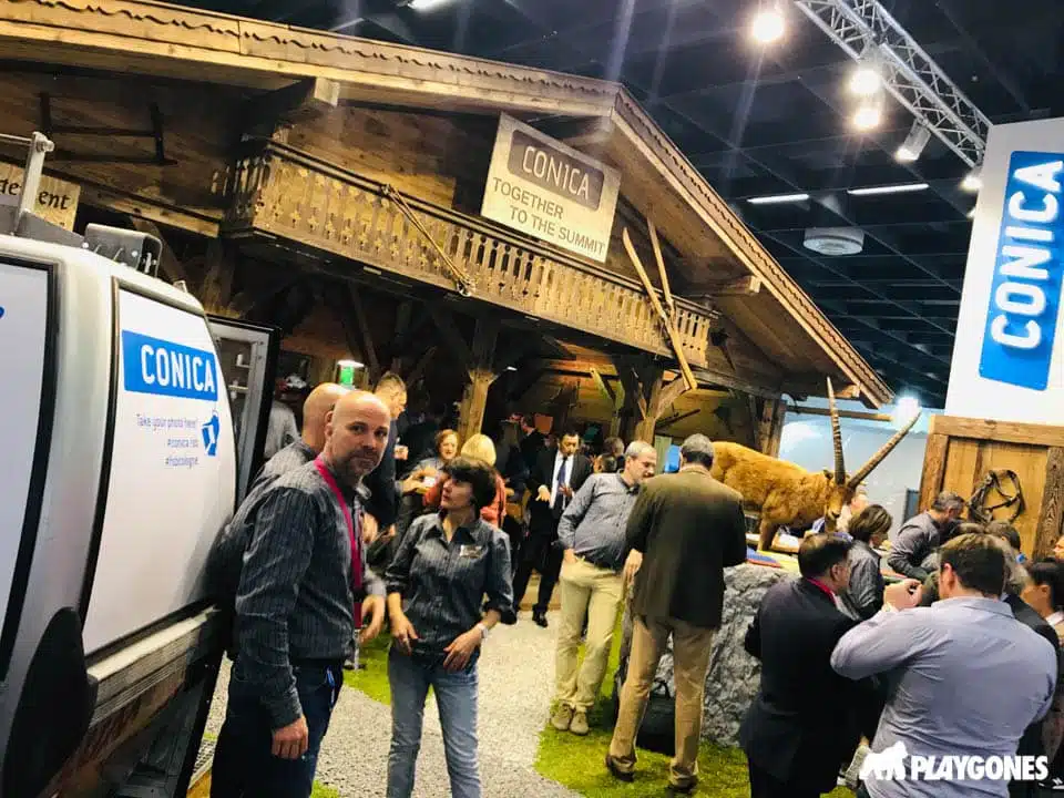 Stand CONICA Lt