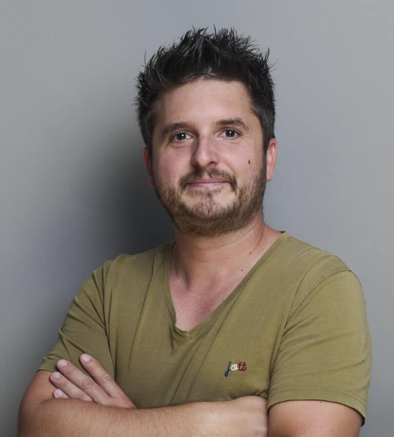Adrien POIRON, Chargé d'affaires chez Playgones