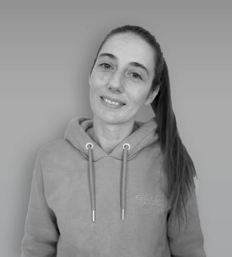Sarah DE MEO, Chargée d'affaires chez Playgones