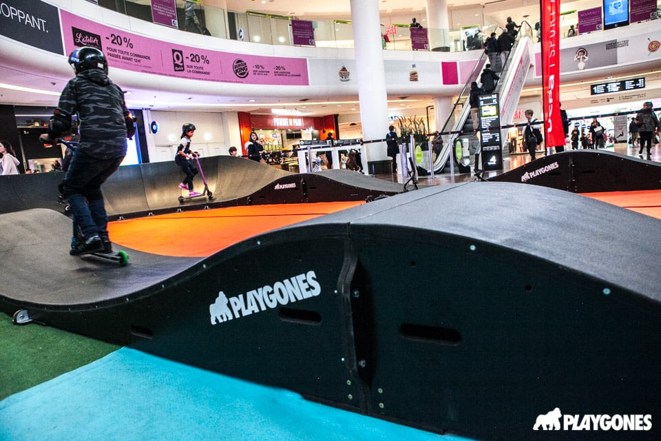 piste-interieure-pumptrack-galerie-marchande-les-4-temps-La-Defense