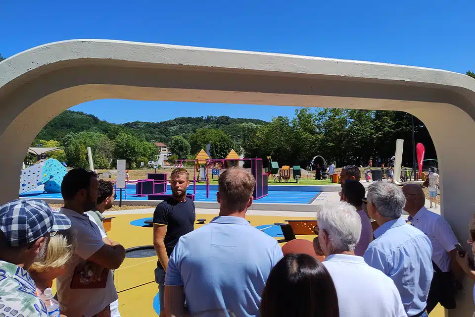presentation-inauguration-Playgones-Bourgoin-elus presentation-inauguration-Playgones-Bourgoin-elus