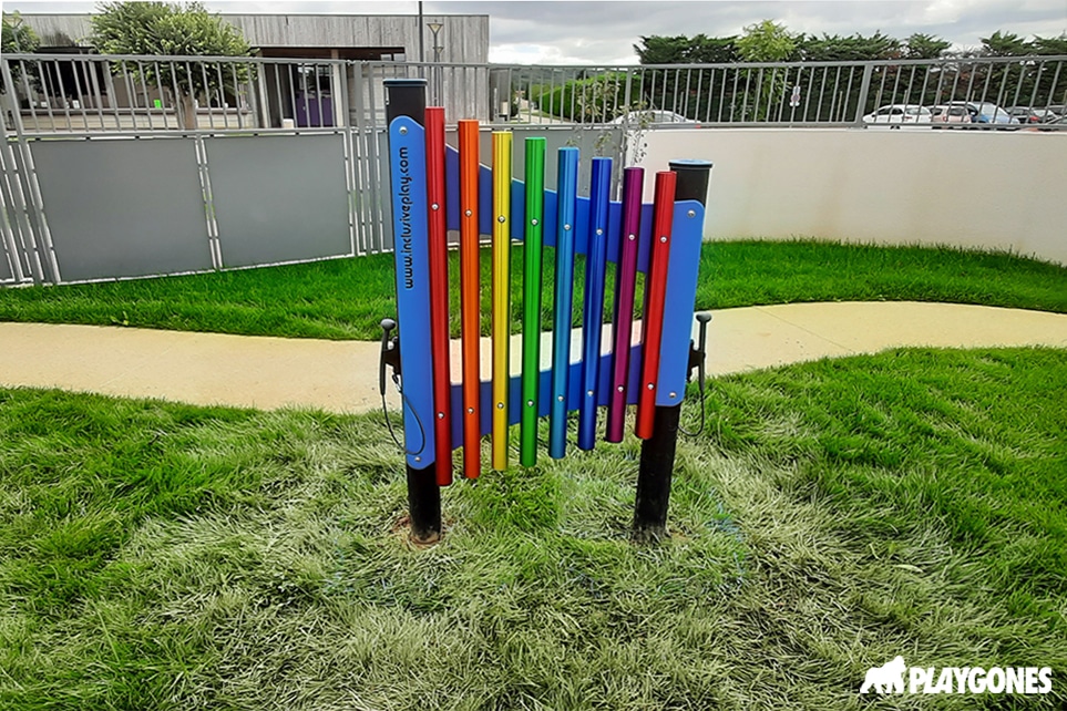 Carillon géant inclusif pour aire de jeux publique