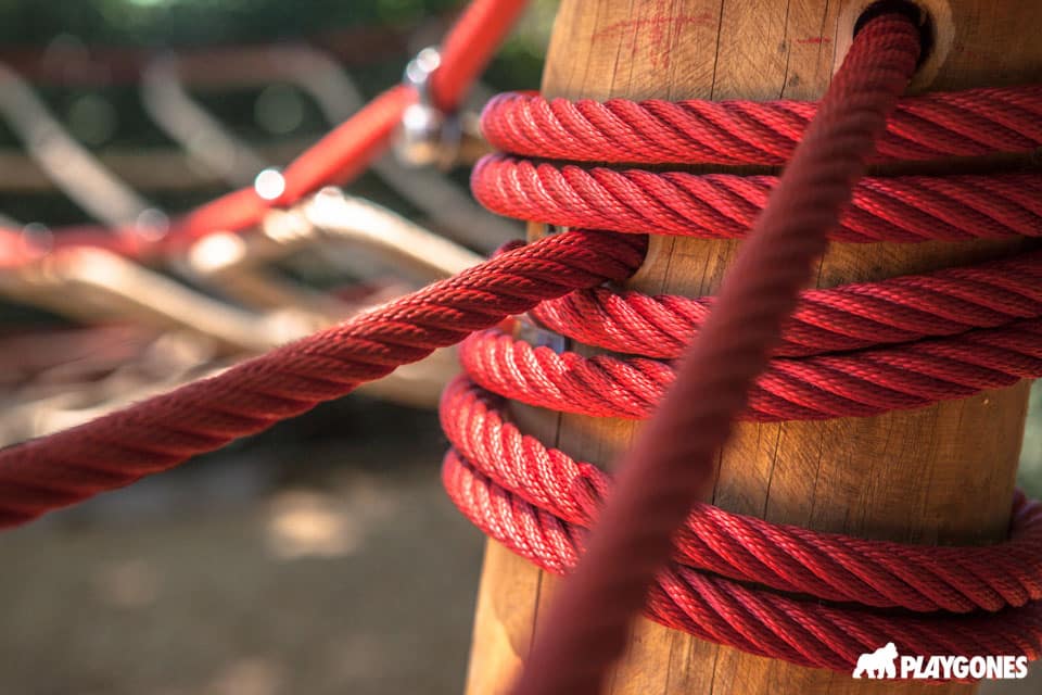 detail cordage rouge
