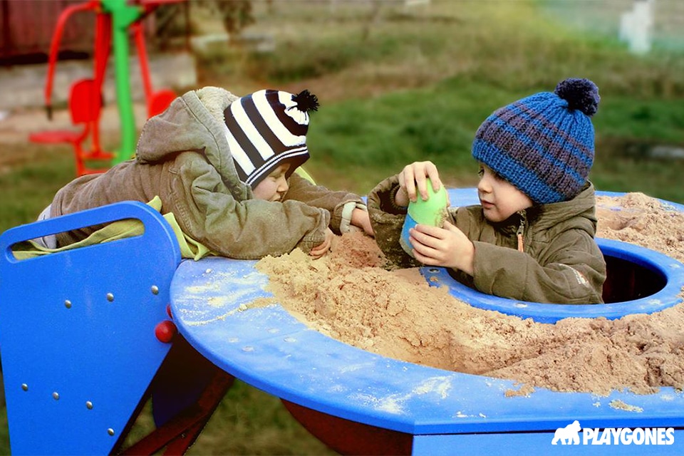 jeux innovant sensoriel avec du sable