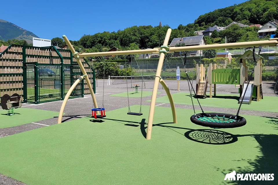 Portique inclusif aire-jeux