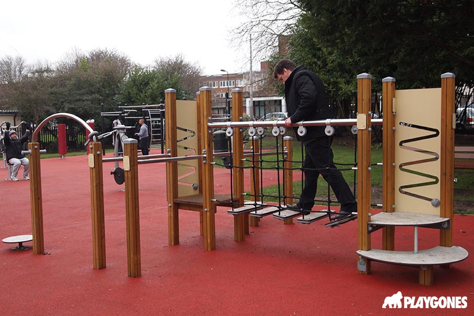 Parcours de motricité douce pour seniors en maison de retraite
