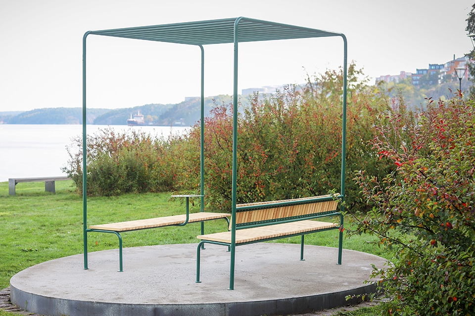 pergola verte design et bancs en bois pergola verte design et bancs en bois