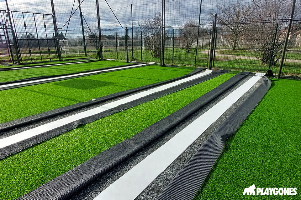 pose-installation-terrain-multipsorts pose d'un gazon synthétique sur un city stade