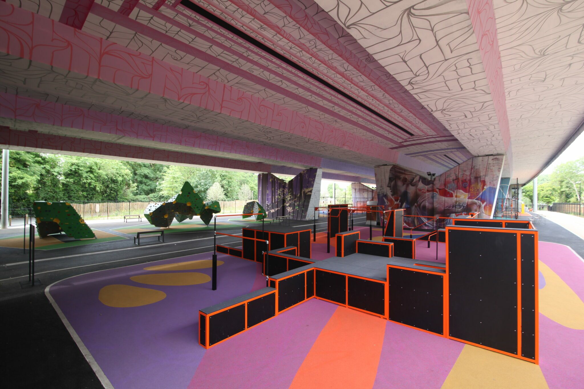 Installation de blocs d'escalade urbaine HBH à Joinville