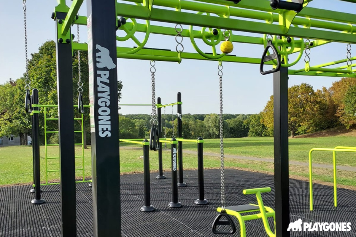 Aire street workout Rambouillet — fitness outdoor dimensions et équipements Aire street workout Rambouillet, espace fitness outdoor avec structures de calisthenics