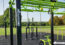 Espace street workout et fitness extérieur avec sol Securiplay, configuration et budget collectivité Playgones