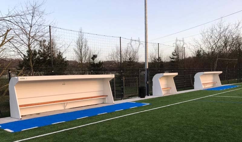 Abri de touche monobloc tôle électrozinguée 2 m Playgones Abri de touche monobloc tôle électrozinguée 2 m Playgones