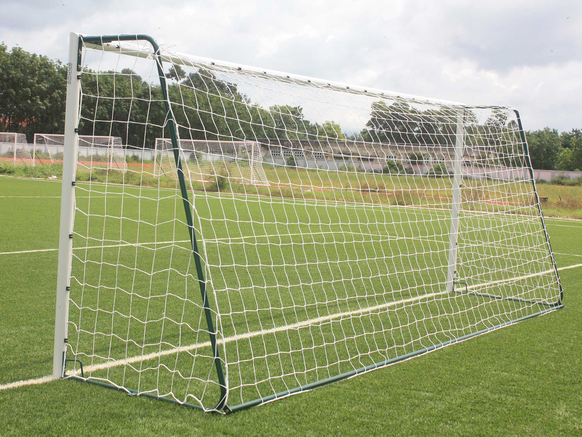 But de football à 8, Mobile, En acier, Avec crochet, vue 1 Playgones But de football à 8, Mobile, En acier, Avec crochet, vue 1 Playgones