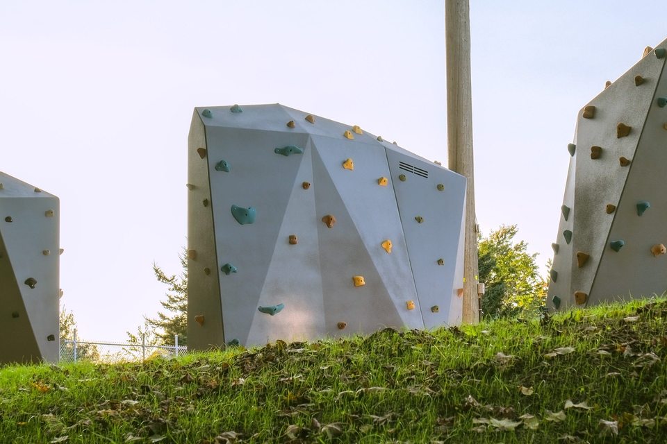Bloc d'escalade urbain Alpine Trekfit