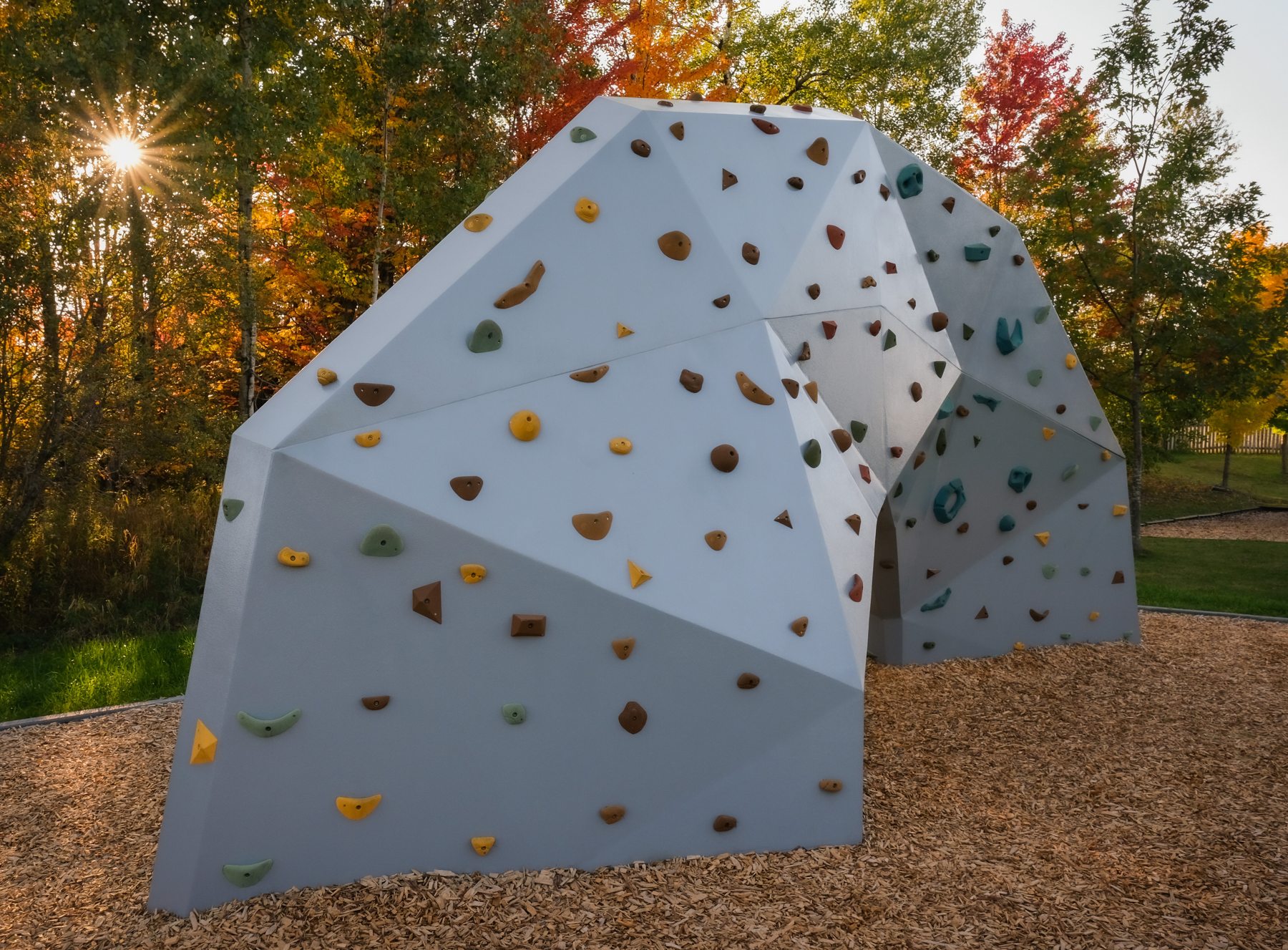 Bloc d'escalade urbain Trekfit Summit