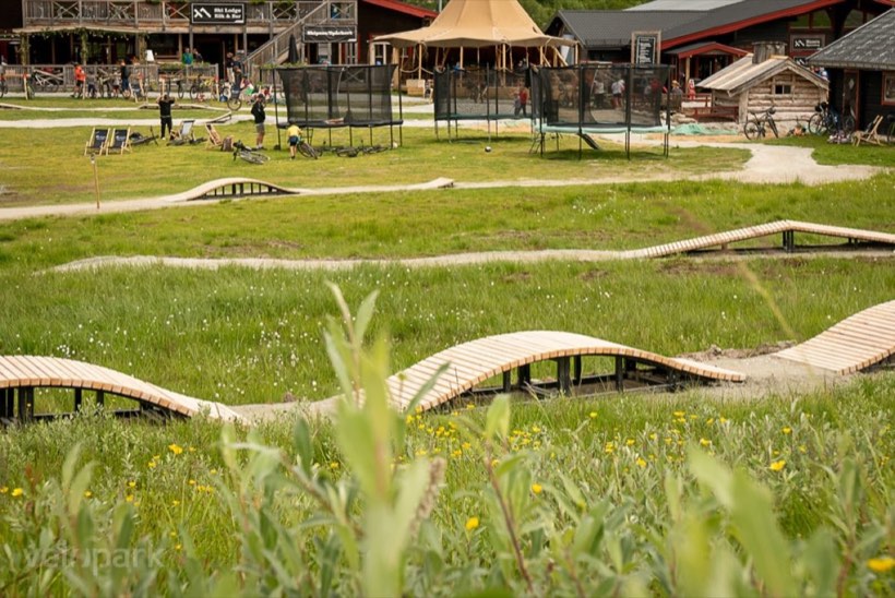 Structure aluminium Velopark pour pumptrack