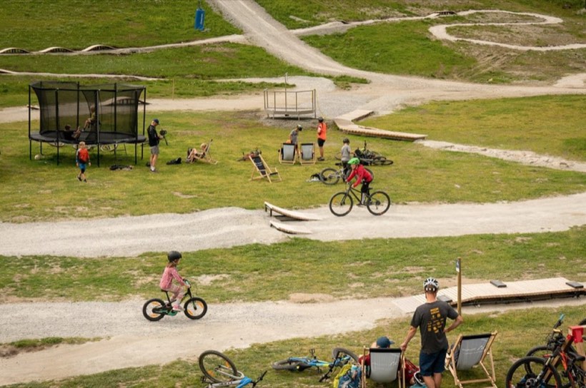 Structure bois Velopark pour pumptrack