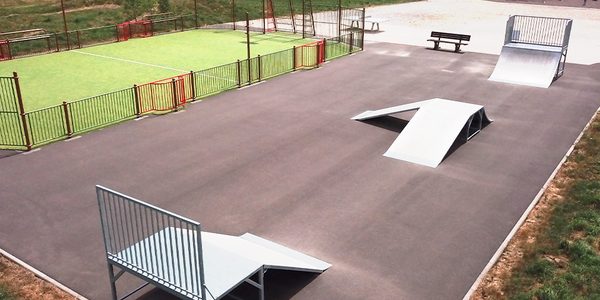 Aires de jeux et équipements sportifs Playgones en Bourgogne-Franche-Comté